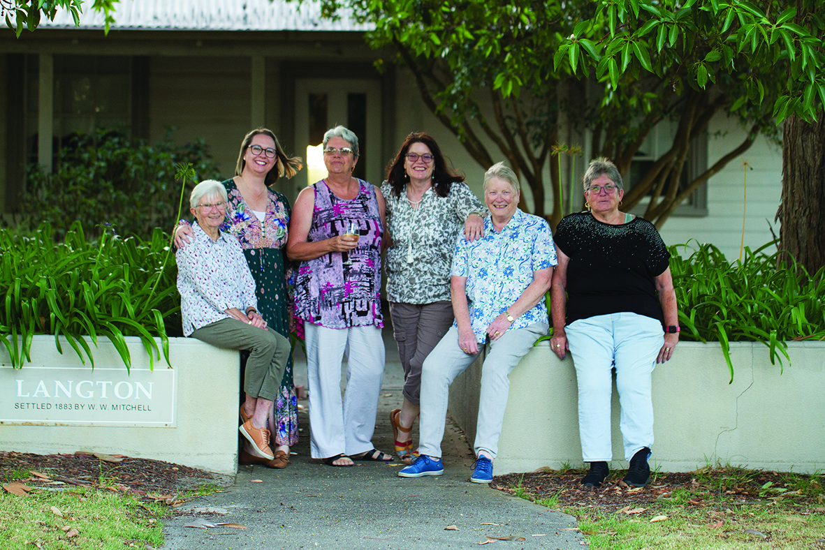 Volunteer sundowner celebrates community spirit